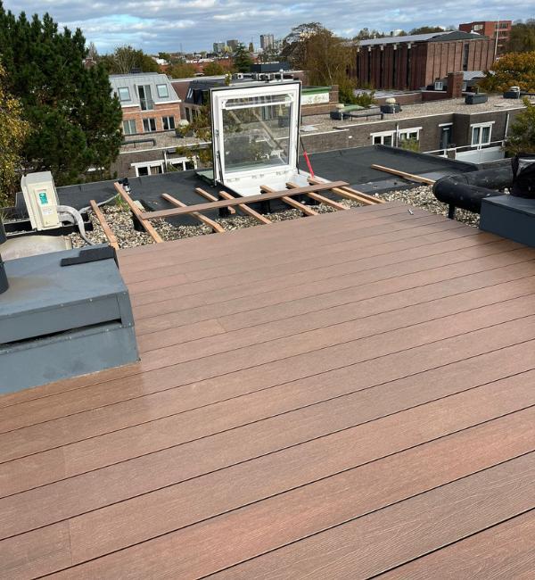 Dakterras montage IPE brede delen