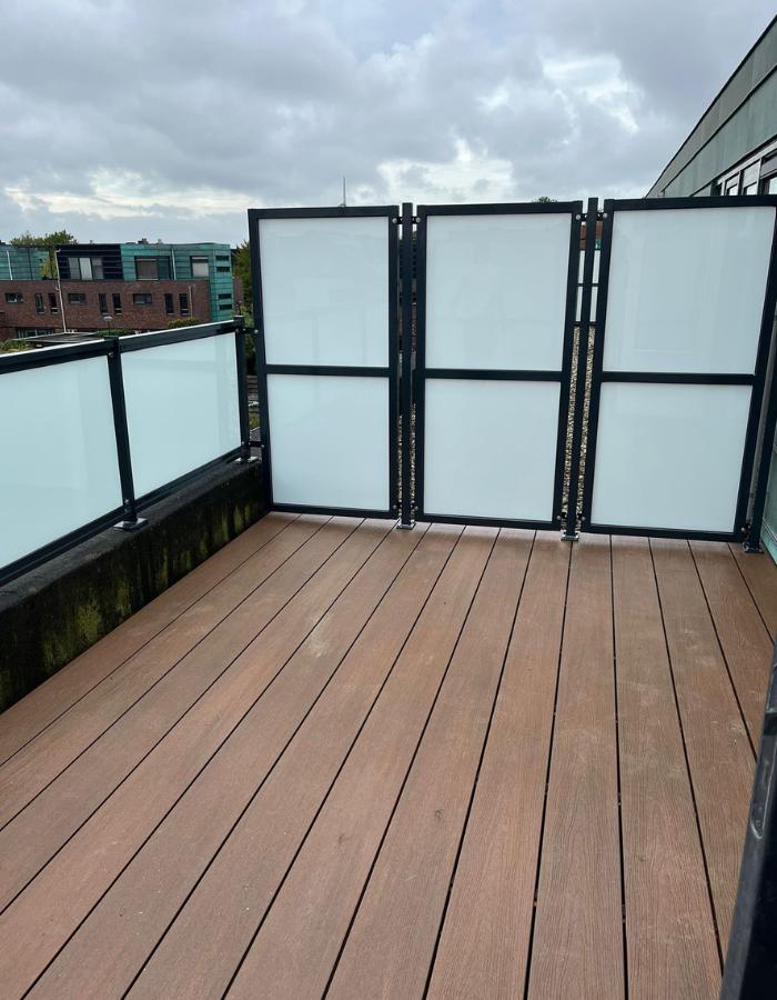 Hekwerk met privacy scherm van CT Hekwerk